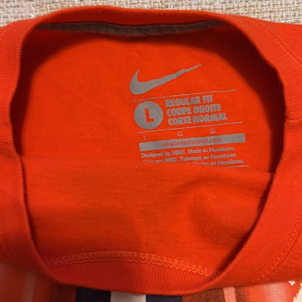 Clemson Football Nike T-Shirt - Picture 4 of 4